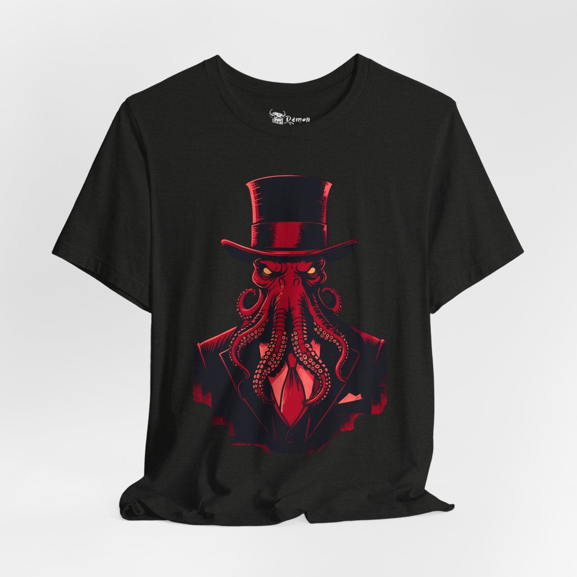 Cthulhu Mignola Style Graphic Tee - 16596456159611038000